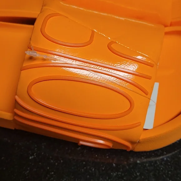 Jordan NOLA Slide - Picture 3 of 6